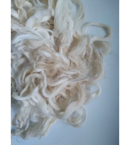 Natural wavy undyed wavy wool and locks