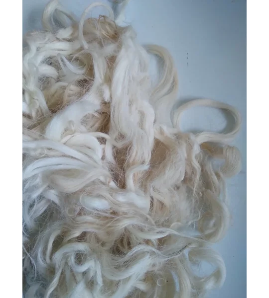 Natural wavy undyed wavy wool and locks