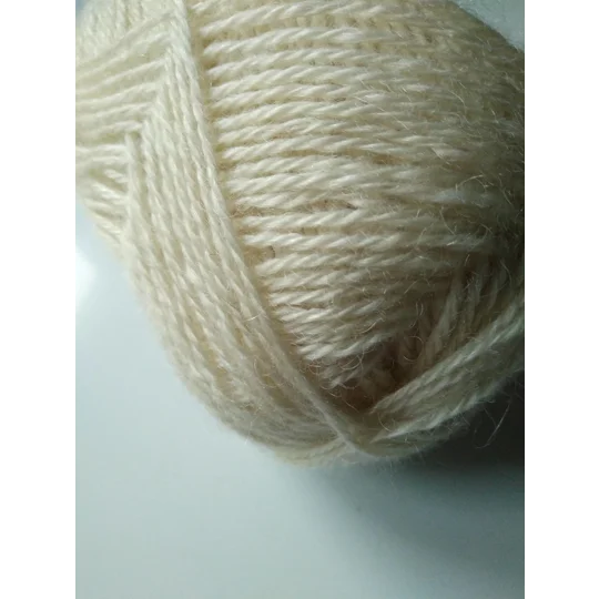 Goatally gorgeous mohair yarn, undyed, natural colour. Light Aran weight (v)