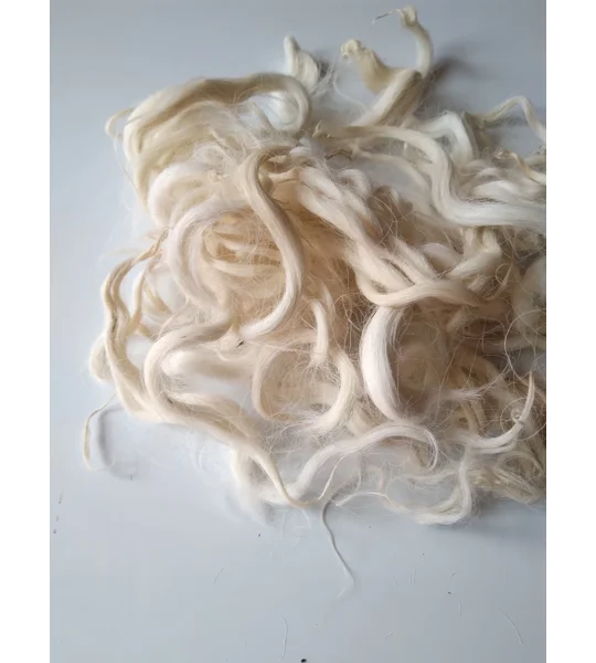 Natural wavy undyed wavy wool and locks