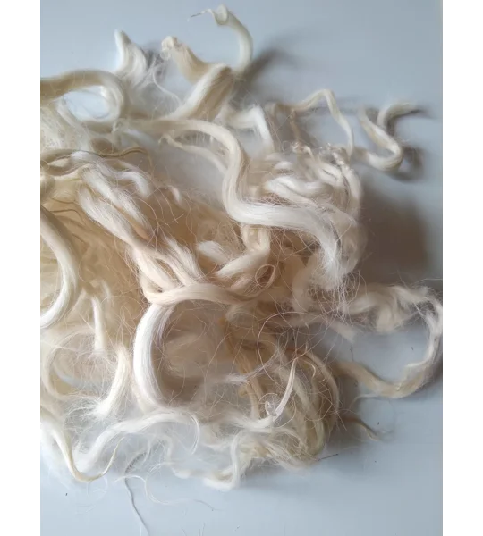 Natural wavy undyed wavy wool and locks