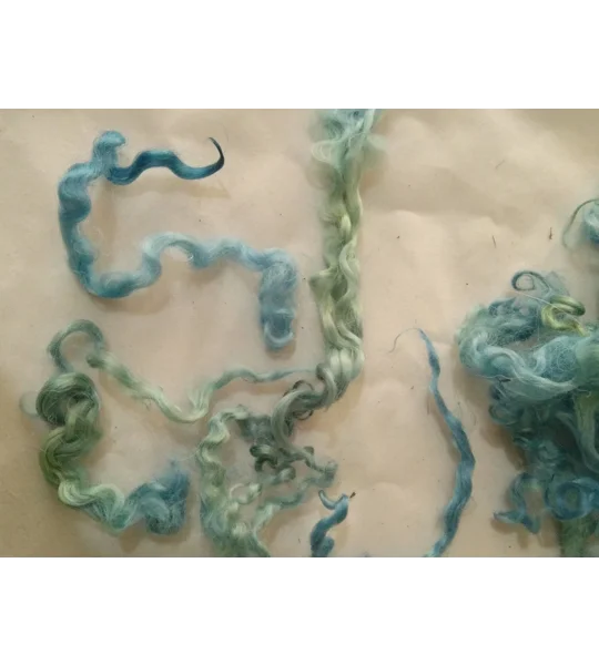 Marine blue green curly wool and locks, 10g (v)