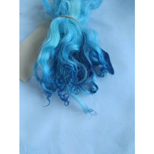 Blue and Indigo wavy white faced dartmoor wool locks