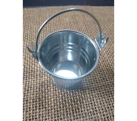 Miniature metal bucket for diaoramas, props for photography etc