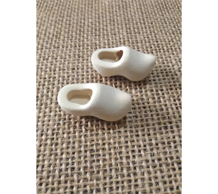Miniature wood clogs for diaoramas, props for photography etc
