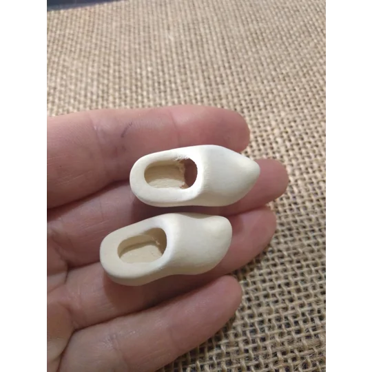 Miniature wood clogs for diaoramas, props for photography etc