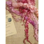 Mixed breeds curly wool, 10g pinks and reds Mixed breeds curly wool, 10g pinks and reds