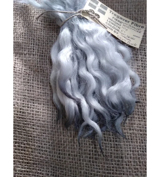 Wavy mini wool locks, hand dyed in light silver & charcoal, 6 approx length", 10g, White Faced Dart