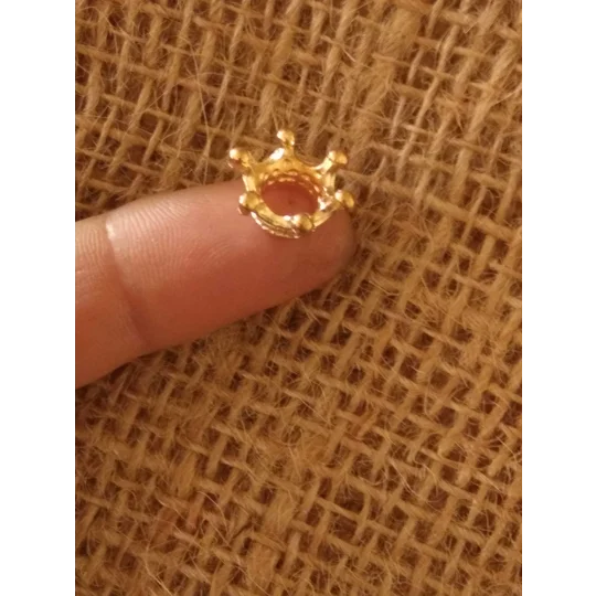 Miniature Metal Crown, various colours