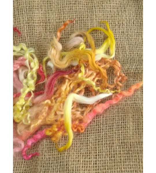 Sunset Mix, 10g mixed orange/yellow/red/pink colors, from mixed breeds curly sheep