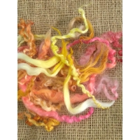 Sunset Mix, 10g mixed orange/yellow/red/pink colors, from mixed breeds curly sheep