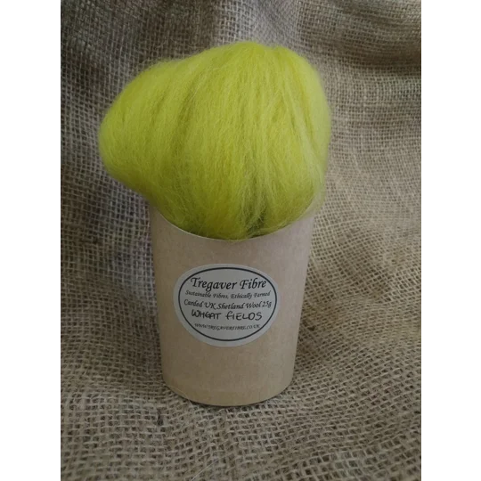 Combed UK Shetland Wool top dyed in Wheat field yellow/green tones 25g