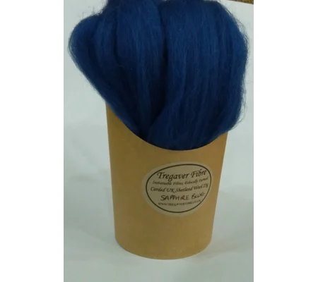 Combed UK Shetland Wool top dyed in Sapphire Blue Shades 25g