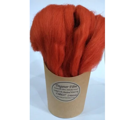 Combed UK Shetland Wool top dyed in Carrot Orange tones Shades 25g