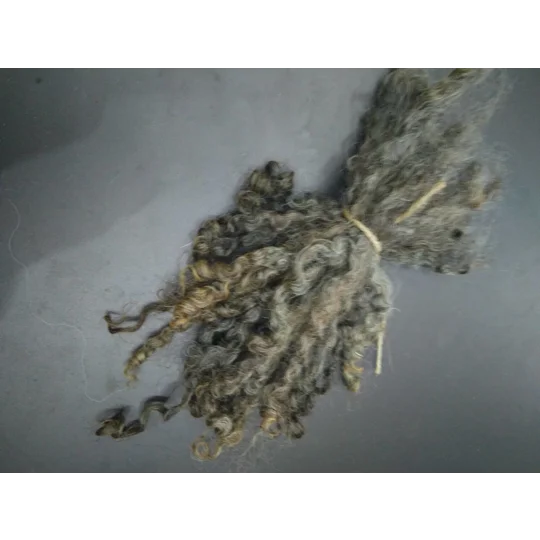 Winter morning mist, silver/grey/light brown Wensleydale Curly wool locks, 10g (v)