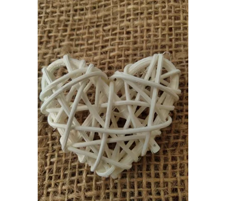 Small white rattan heart, 5cm