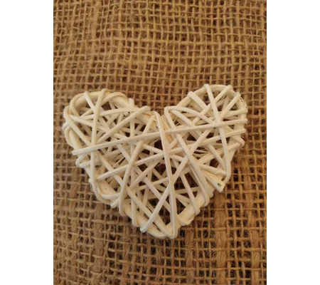 Small white rattan heart, 7cm