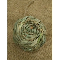 Large birds home/nest/house