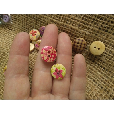 Rustic wood button