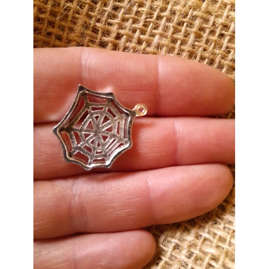 miniature metal spider web bead