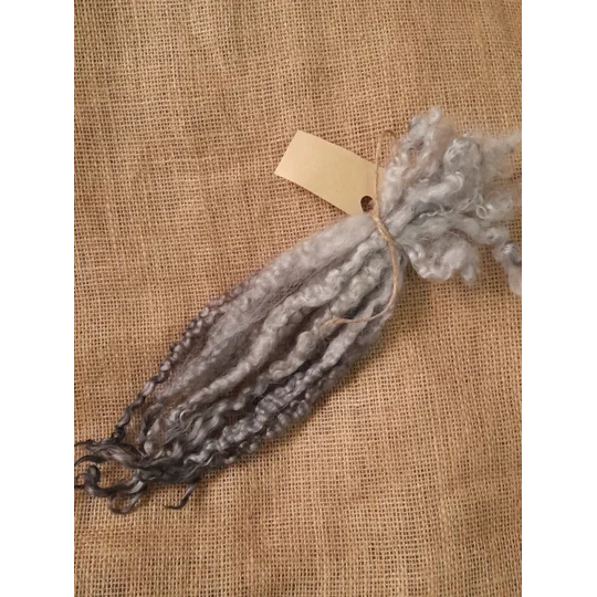 Silver / Grey Masham Curly wool Locks, approx 8-12", 10g