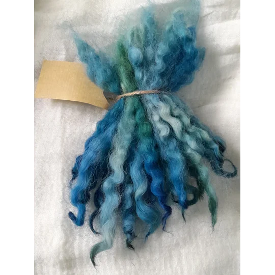 blue green locks, blue green wool locks, blue doll hair, green doll hari, marine, ocean, blythe, felting, needle felting, wet felting, nuno felting