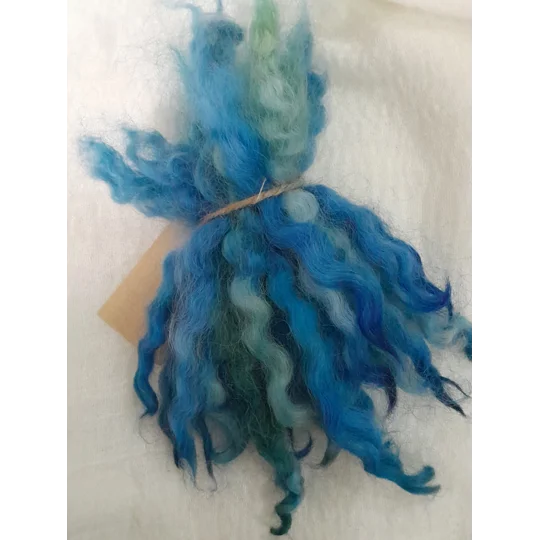 blue green locks, blue green wool locks, blue doll hair, green doll hari, marine, ocean, blythe, felting, needle felting, wet felting, nuno felting