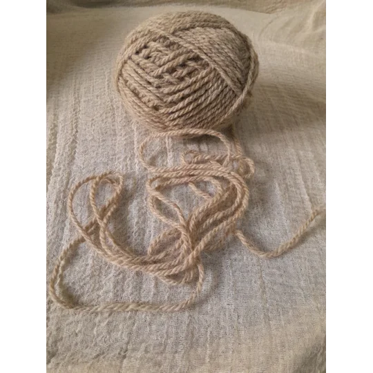 Sustainable Stitches - Chunky Caramel Yarn - 50% lambs wool, 50% reclaimed fibre