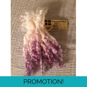 purple doll hair, purple wool locks, lilac doll hair, lilac wool locks, wool locks for feting, doll hair, weaving, spinning