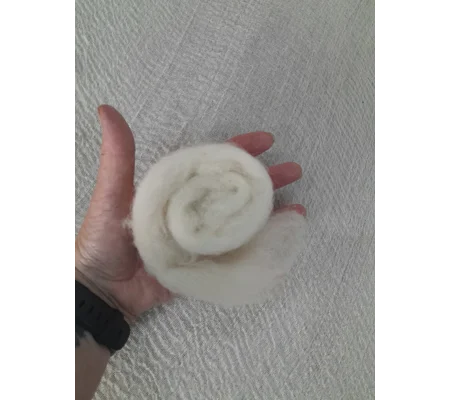 Carded natural fibre sliver in cream, pick your weight