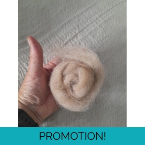 Carded natural fibre sliver in caramel, pick your weight