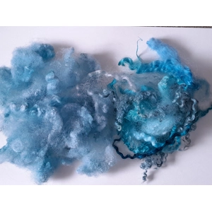 Wool Cloud with blue wool locks, hand dyed - 20g