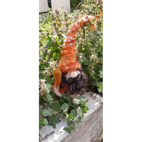 A Gnome for All Seasons, Needle Felting kit - AUTUMN