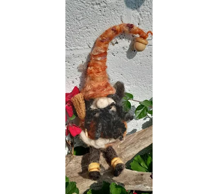 A Gnome for All Seasons, Needle Felting kit - AUTUMN