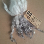 natural and silver Valais Blacknose wool locks, 10g, curly wool natural and silver Valais Blacknose wool locks, 10g, curly wool