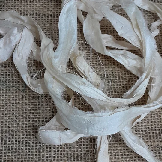 natural silk, sari silk, sari silk ribbon, silk ribbon, sari natural, natural colour silk ribbon