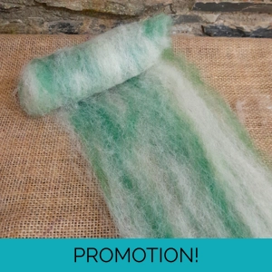 Mint Humbug - green and cream Mini Carded Art Batt 15g