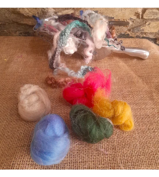 mystery scoop, surprise scoop, tops, wool, felting, weaving, spinning, carded wool