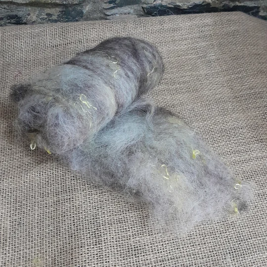 kintsugi, wool batt, carded batts, handmade batts, felting batts, batts, felting wool, felting batt, spinning, spinning batt, fibre art, golden, stones