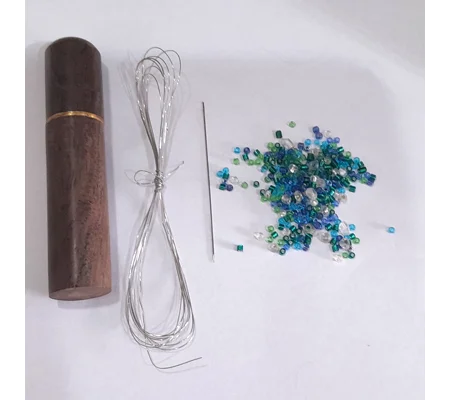 Beading Pack, Seascape colours, needle holder, needle, beads and wire