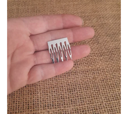 Mini Metal Doll Hair Comb in Silver