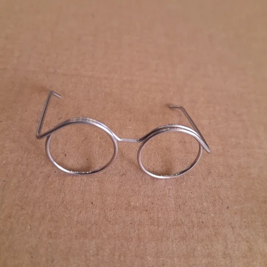 4cm wire glasses in silver