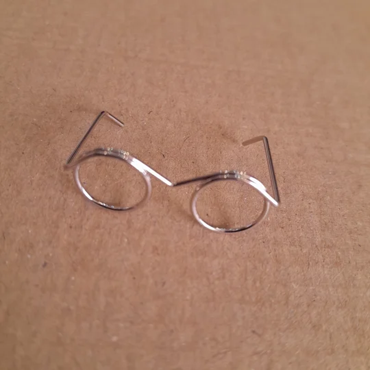 3.5 cm wire glasses
