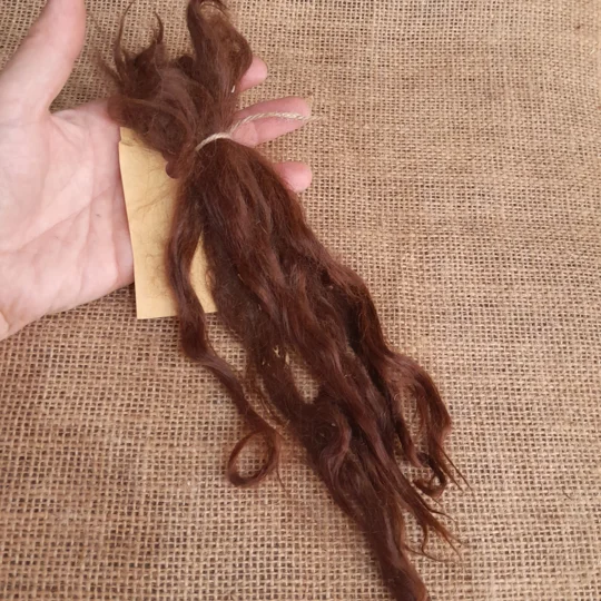 Suri Alpaca locks, 10g chestnut 9" undyed washed premium doll hair fibre