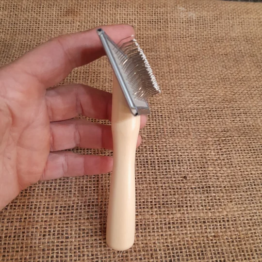 doll hair brush