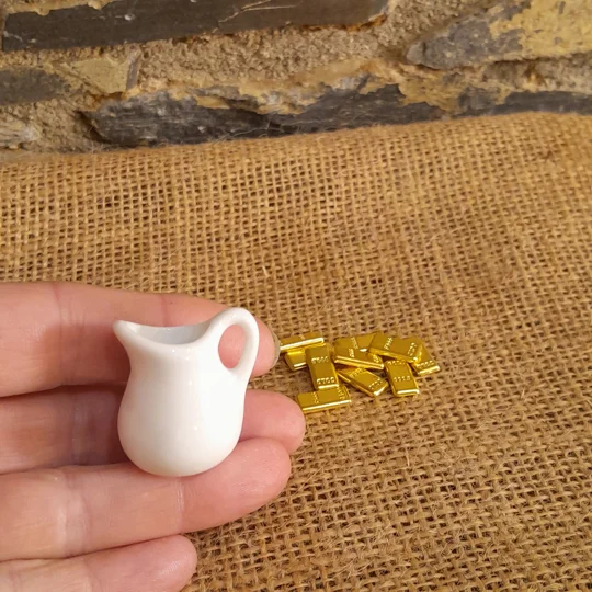 Nativity Props - Gold, Frankincense and Myrrh