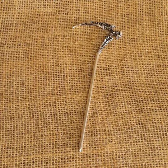 Miniature Metal Scythe with Skull detail