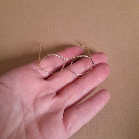 6cm gold wire glasses