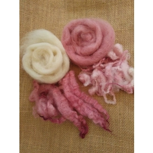 Fibre Finder - Berries and Cream - Pink and cream colours mixed fibres pack