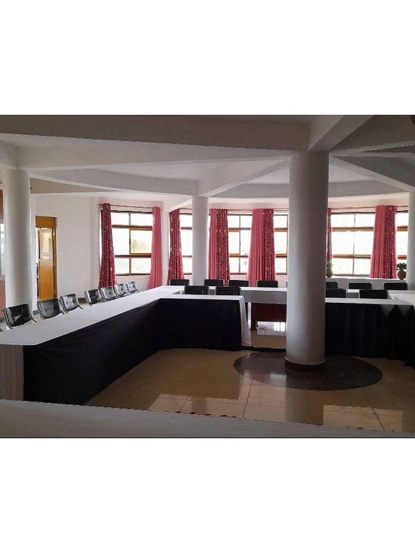 Pazuri Hotel